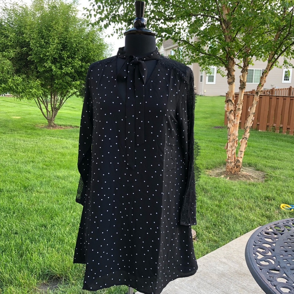 ⭐️ Tie Neck Eyelash Lace Polka Dot Mini A-line